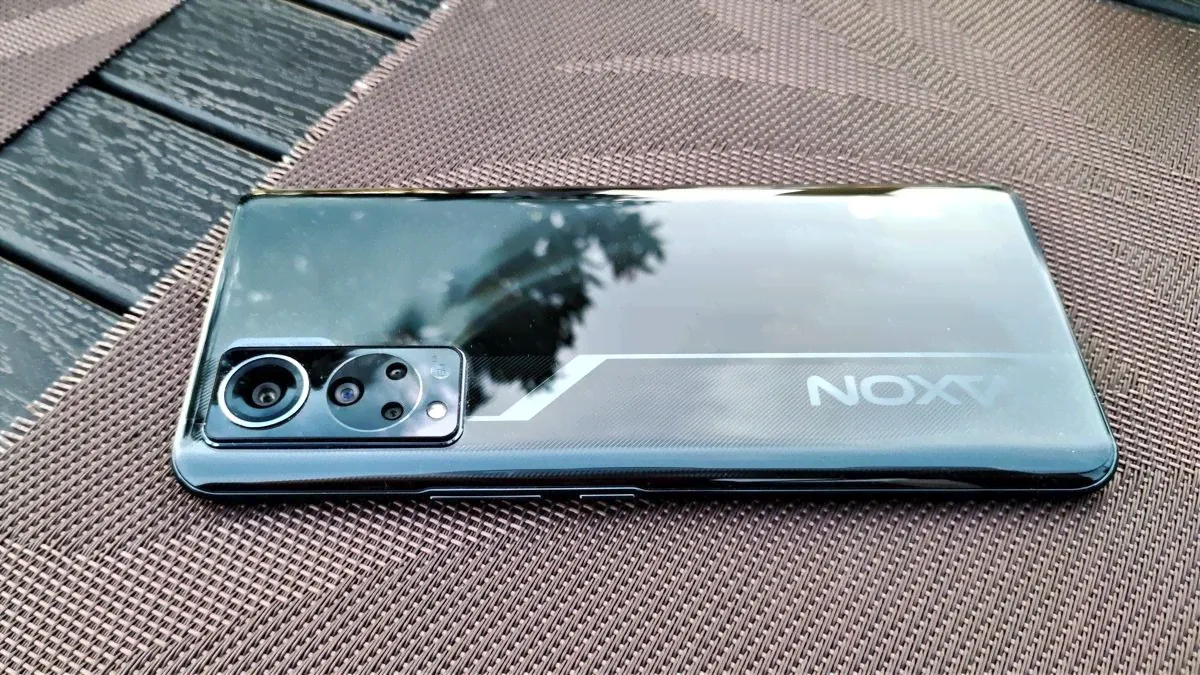 ZTE Axon 30 5G (2021)-0
